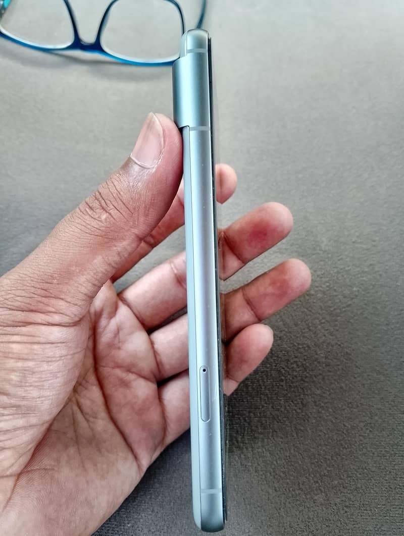 Google Pixel 8 3