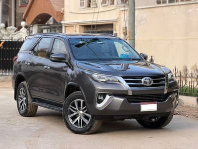 Toyota Fortuner V 2019
