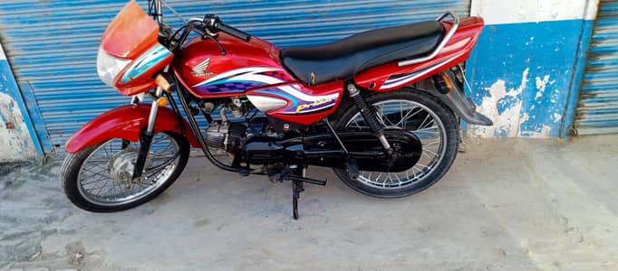 Honda  Prider Model 2016 Rawalpindi Number