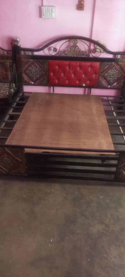 6 x 6  Iron Bad ( King Size )