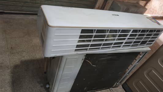 Orient 2 Ton DC Inverter AC – Divine 24G Pristine White. 8/10