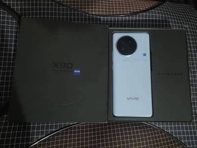 Vivo X90 12/256 gb non PTA