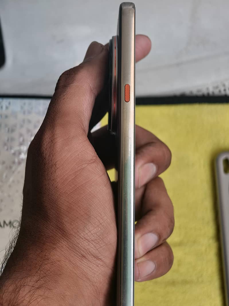 Tecno CAMON 40 Premier 5g 5