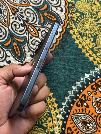 iPhone 15 Pro Max Jv