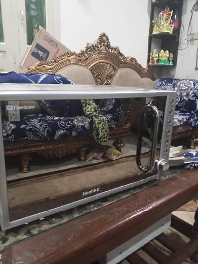 Microwave oven