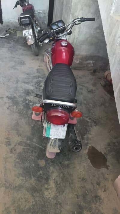 Honda 125 for sale all ok Biomatric available all dacments clear