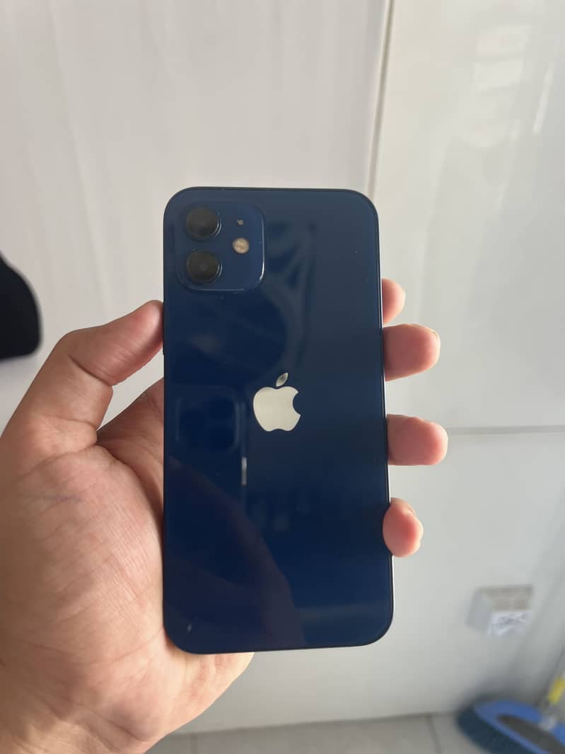 Apple iPhone 12 0