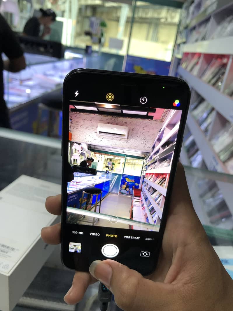 Apple iPhone X 8