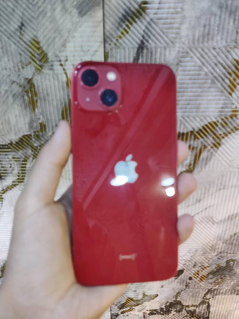 Apple iPhone 13 2