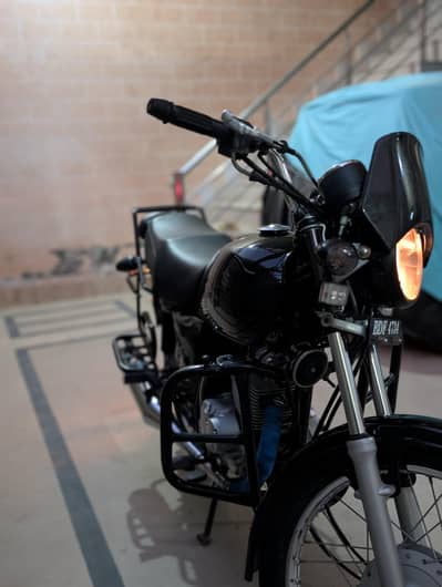 Suzuki GS 150
