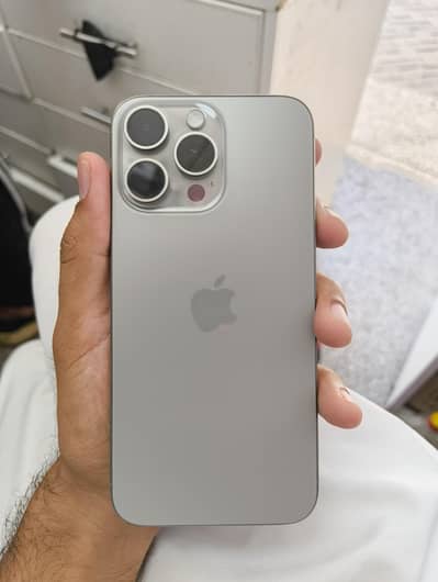 Apple iPhone 15 Pro Max