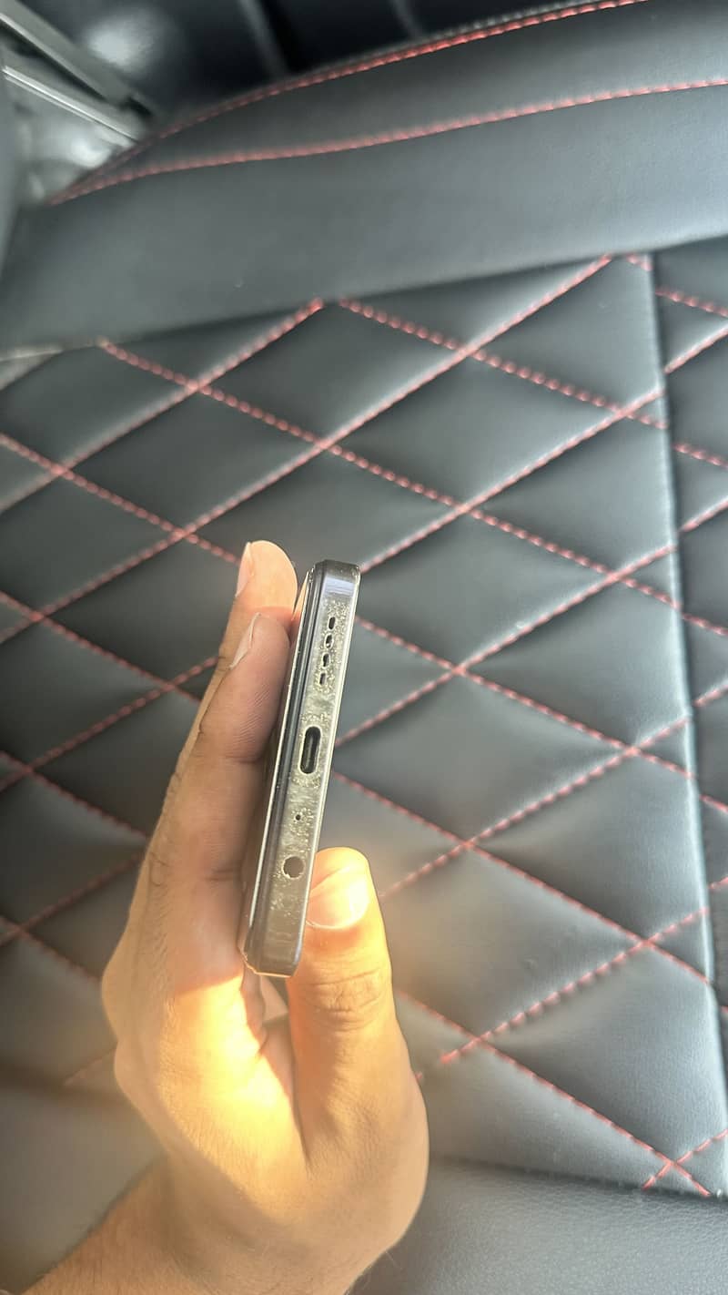 Infinix note 30 9/10 condition 3