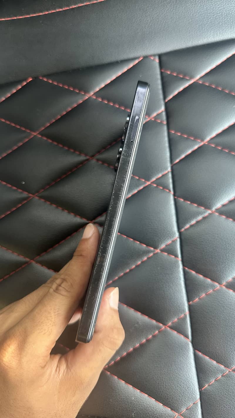 Infinix note 30 9/10 condition 5
