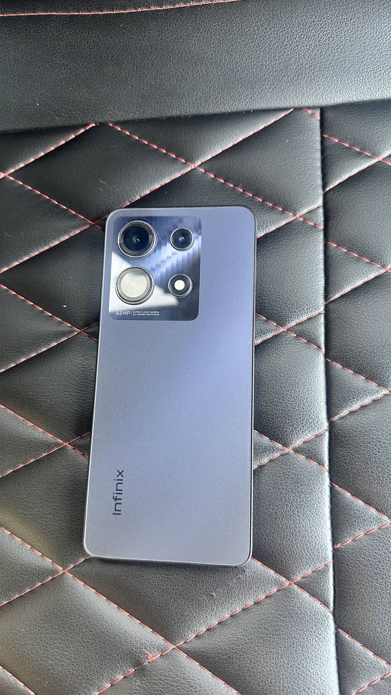 Infinix note 30 9/10 condition 7
