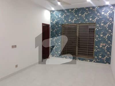 1 Kanal Luxury Double Story House Available For Rent in Wapda Town Phase 1 Multan