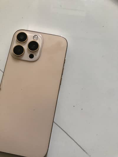 Apple iPhone 16 Pro Max