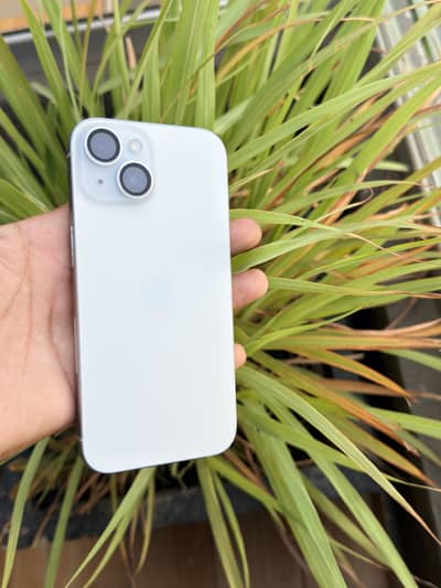 Apple iPhone 15