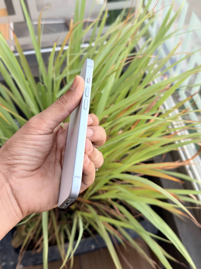 Apple iPhone 15 1