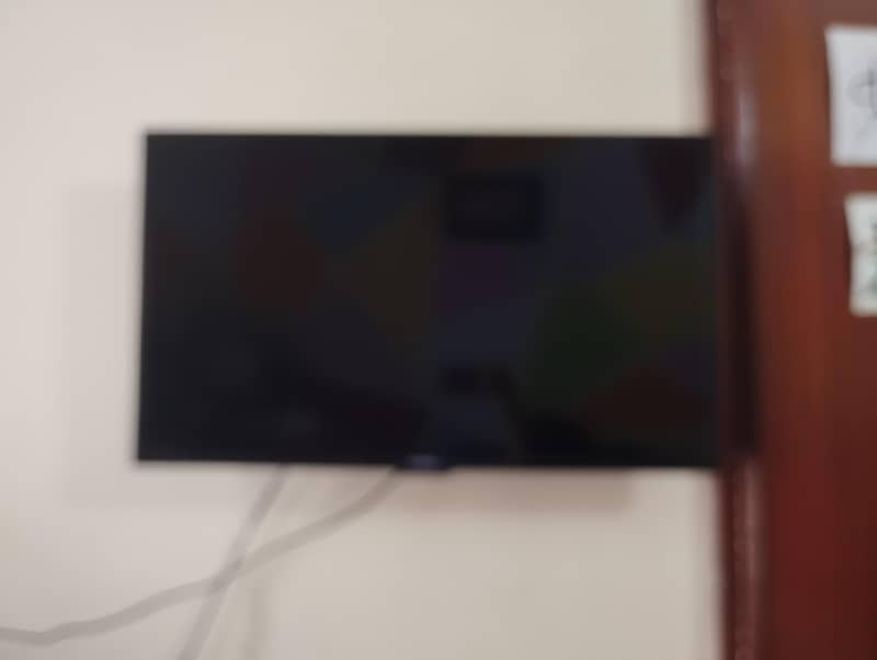 LCD TV 3