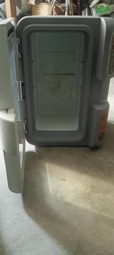 mini cool box for car 12v