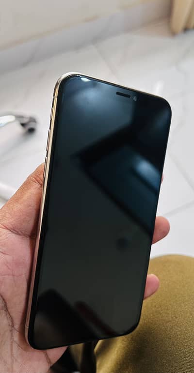 Apple iPhone XS