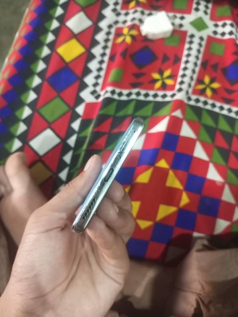 Tecno CAMON 40 Pro 3
