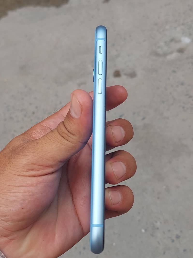 Iphone XR 0