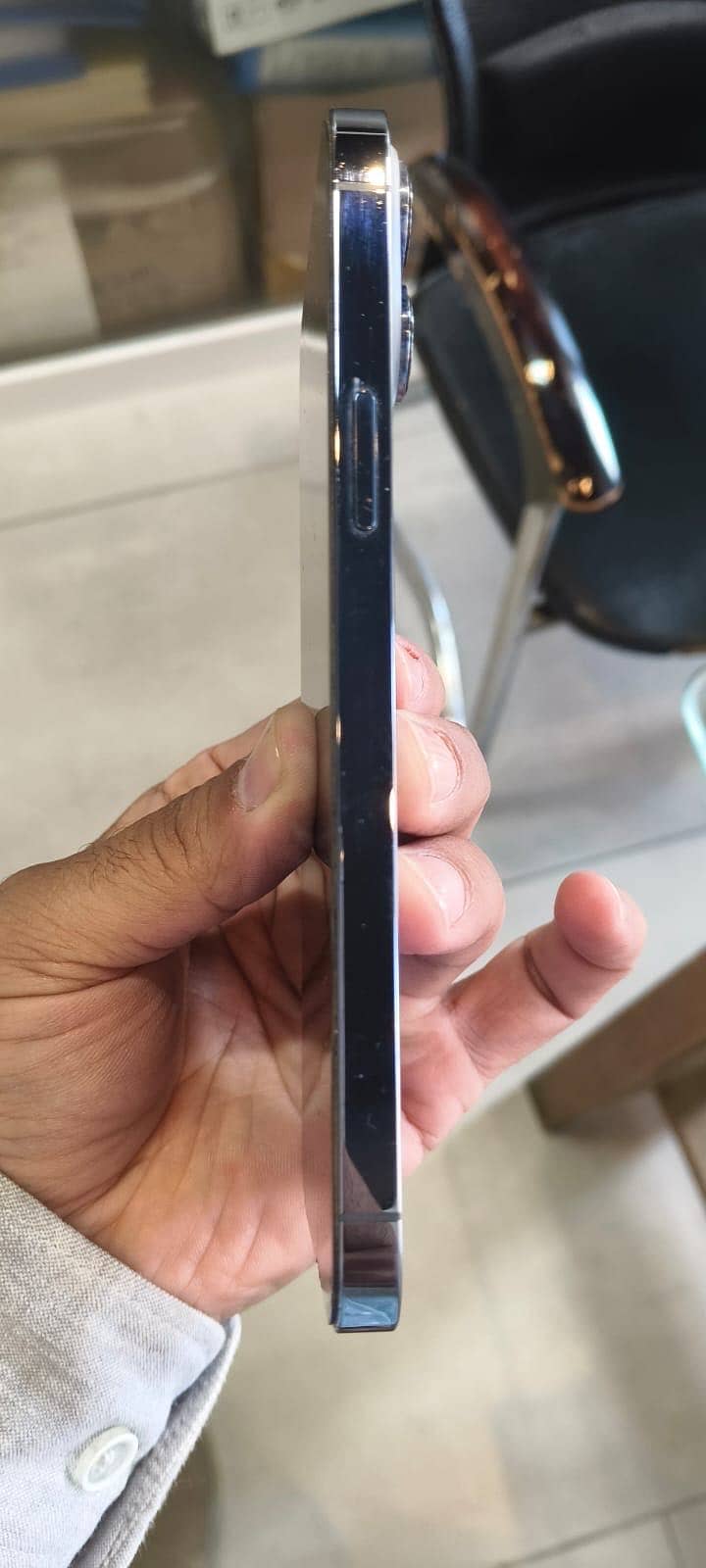 Apple iPhone 13 Pro Max 2