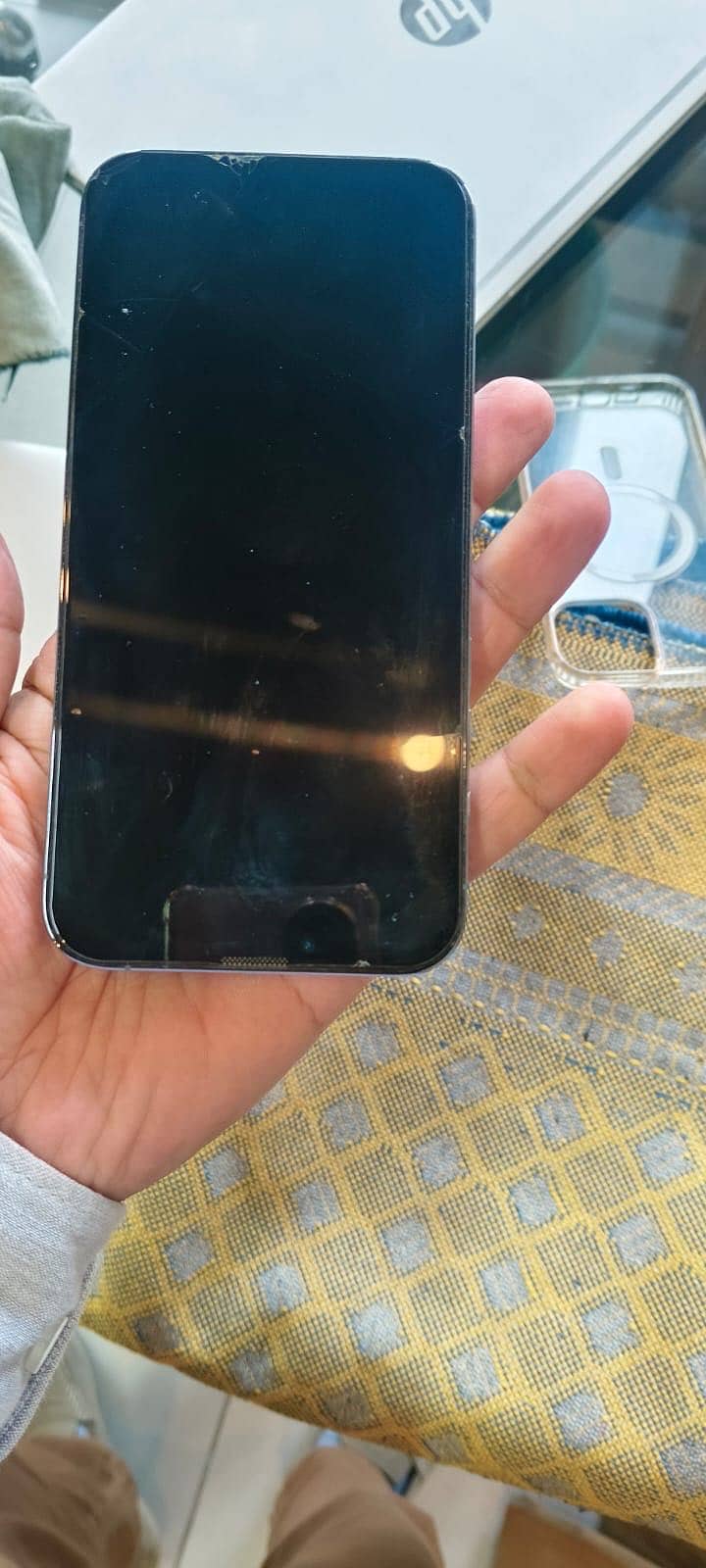 Apple iPhone 13 Pro Max 3