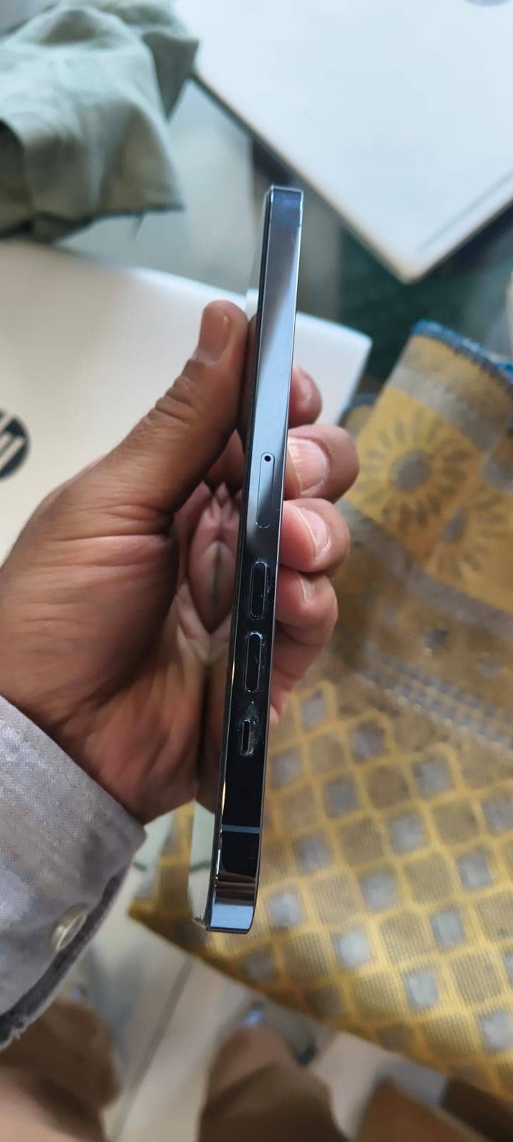Apple iPhone 13 Pro Max 4
