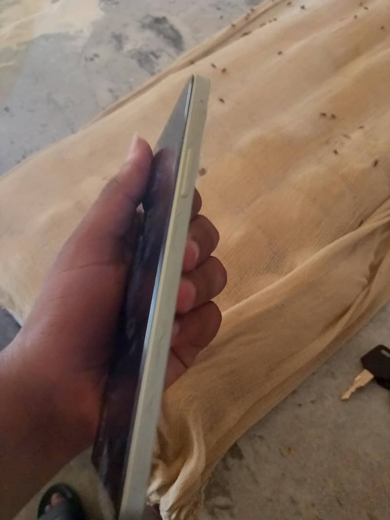 Realme Note 60x 3