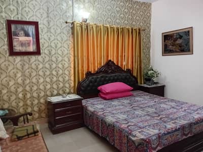Furnished room  for working  man in pechs  tariq road
