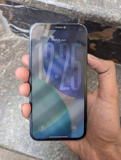 Apple iPhone 12 mdm