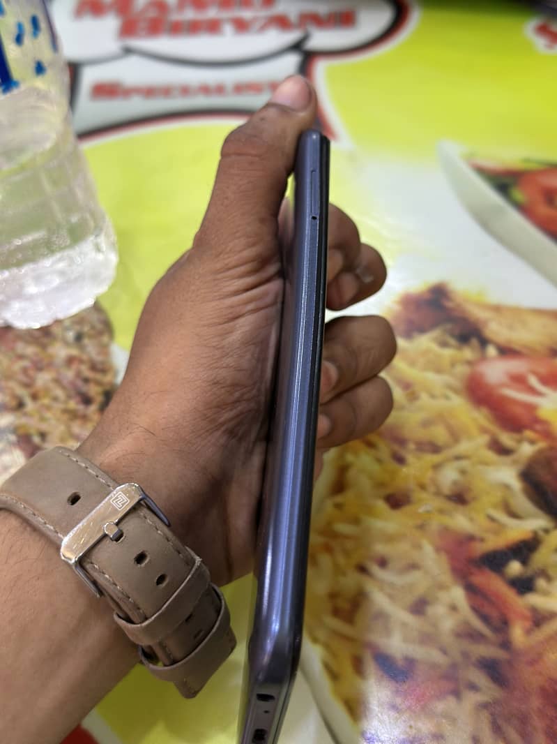 Tecno Spark 8C 2
