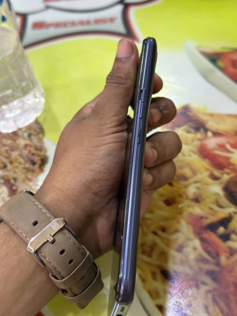 Tecno Spark 8C 3