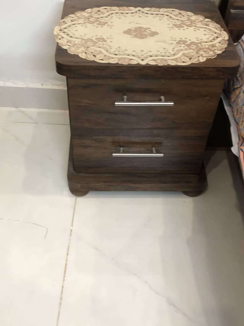 Single bed and side table 4