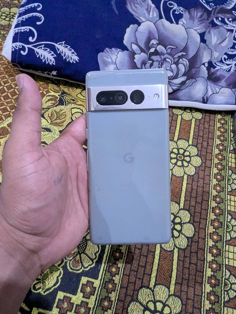 Google Pixel 7 pro 6