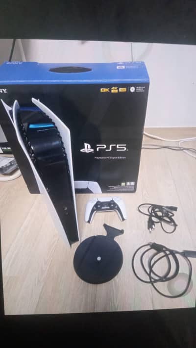ps5 slightly used with controler and all accessories