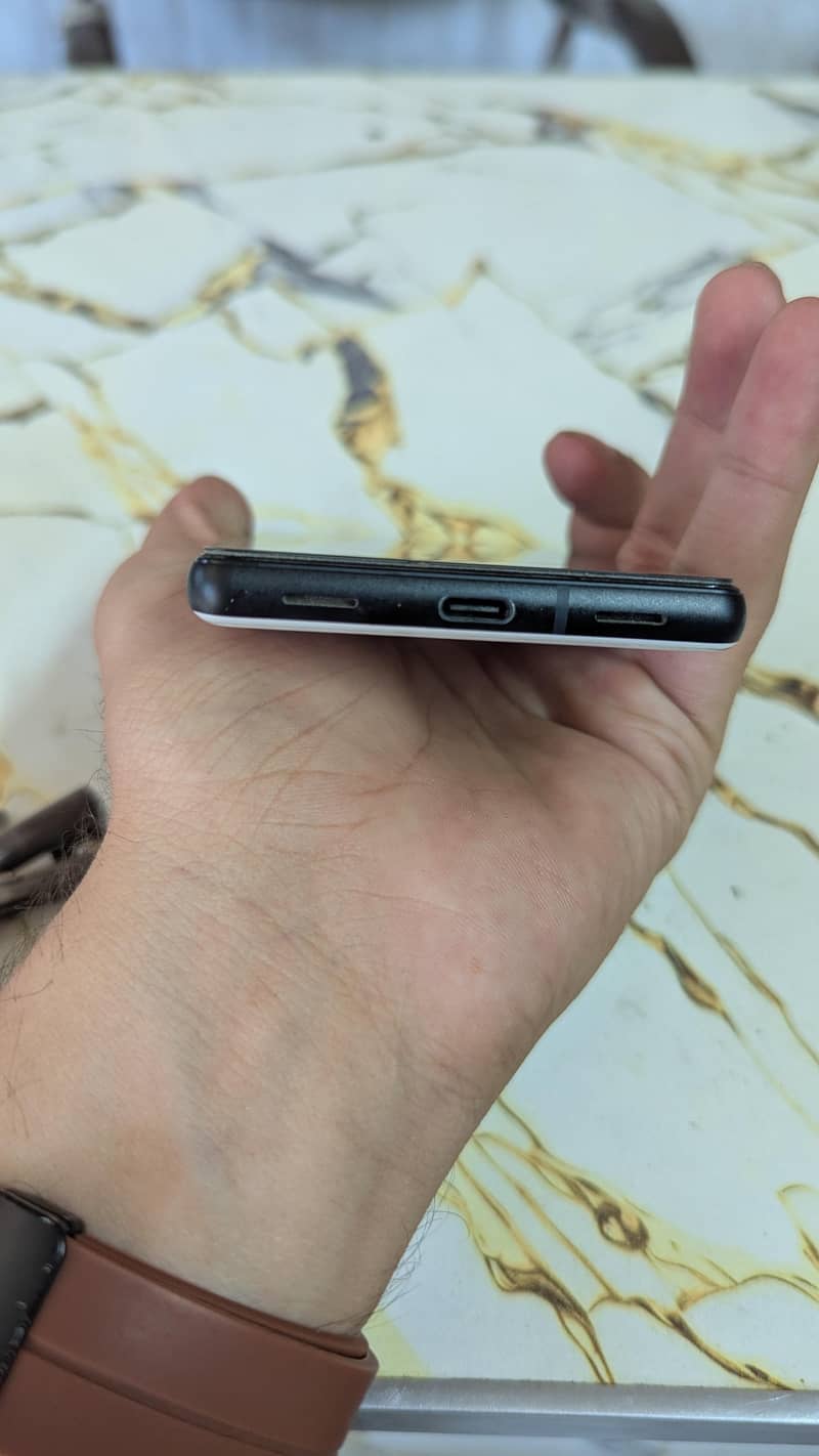 Google Pixel 6a 2