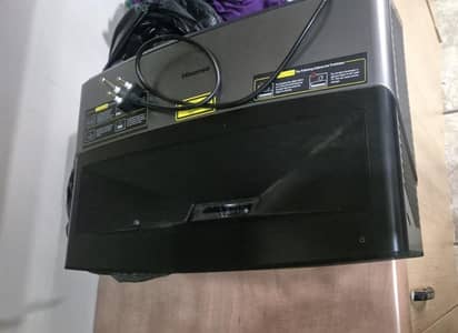 Hisense laser tv 100 inch for sale