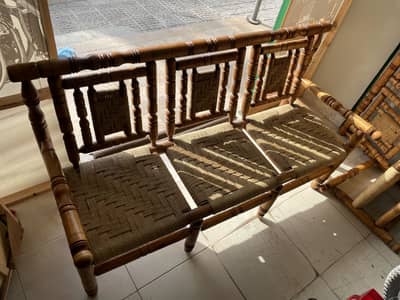 Traditional wooden 3-seater 2 set with soft