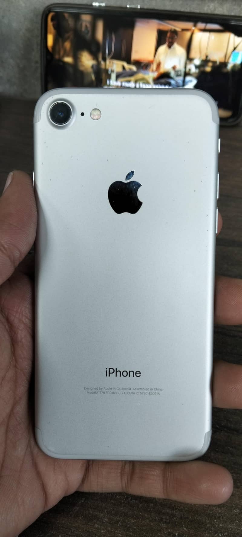 Apple iPhone 7 128GB 2