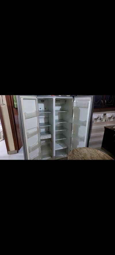 Kenwood brand double door freedge 03482390617