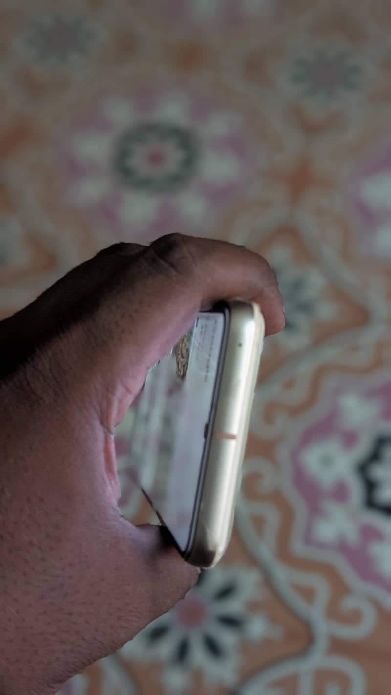 GOOGLE PIXEL 8 4