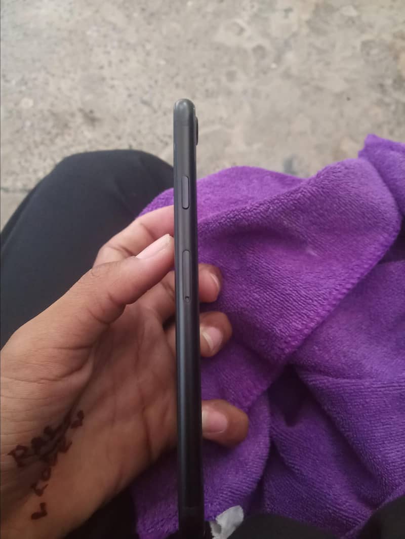 Apple iPhone SE 2