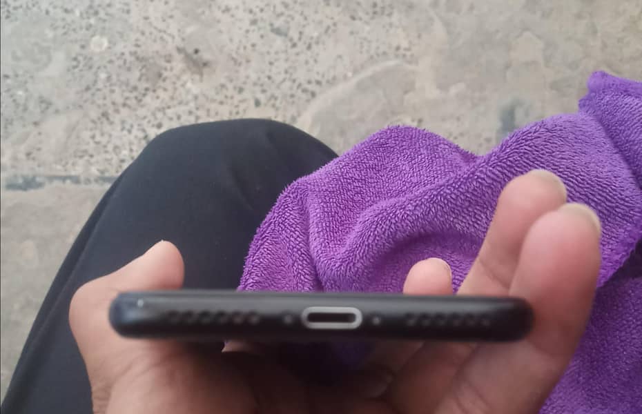 Apple iPhone SE 4