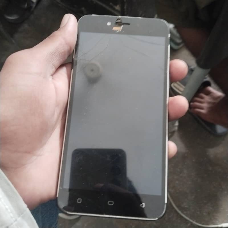OPPO a71 1