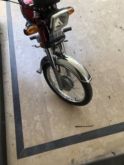 aoa i am selling my brand new bike price is final urgent sale