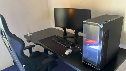 Gaming Setup , adjustable gaming keyboard, chair mouse