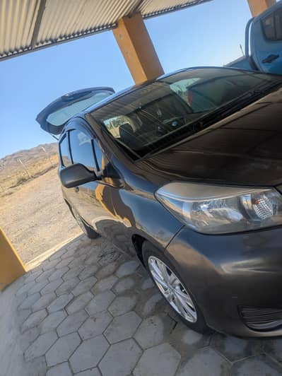 Toyota Vitz 2011